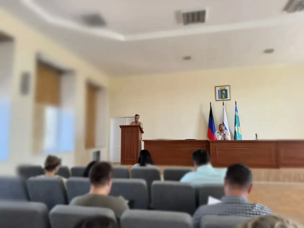 РАБОТАЕМ СЛАЖЕННО И ОТВЕТСТВЕННО! РАБОТАЕМ СЛАЖЕННО И ОТВЕТСТВЕННО!