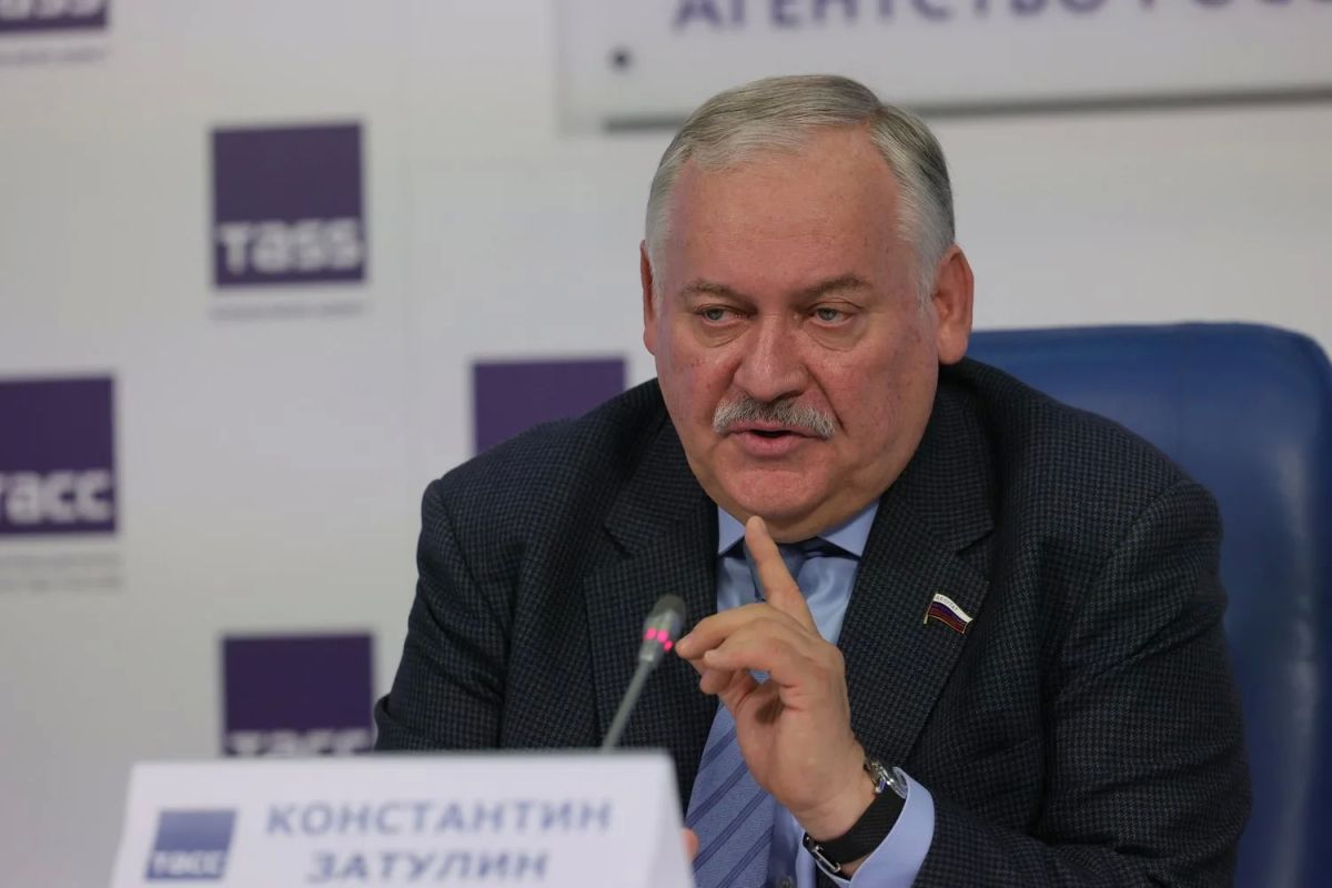 Михаил Онуфриенко: Имя, сестра, имя! – кричат читатели, когда я пишу словосочетание «партия мира»