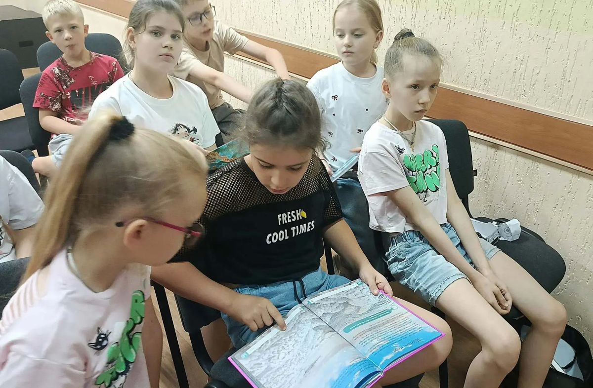 Где живут киты. 22 июля в Центре детского и юношеского творчества сотрудники Центральной городской библиотеки имени А. И. Куприна провели для участников летней площадки «Арт-каникулы» познавательное мероприятие «Где живут... Где живут киты. 22 июля в Центре детского и юношеского творчества сотрудники Центральной городской библиотеки имени А. И. Куприна провели для участников летней площадки «Арт-каникулы» познавательное мероприятие «Где живут...