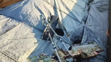Сбитый вблизи ЖД узла под Дебальцево украинский дрон "Блискавка"