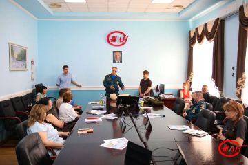 В Донецком филиале ФГУП «Железные дороги Новороссии» проведены внеплановые технические занятия с отработкой приемов оказания первой помощи пострадавшим в первые минуты после ранения