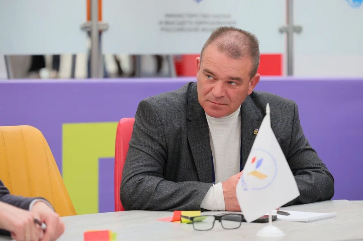Сегодня День рождения отмечает врип главы городского округа Иловайск Александр Кузнецов