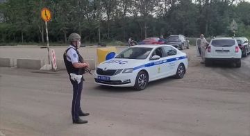 кадры масштабного пожара на складе Wildberries в результате атаки БПЛА в Краснодаре