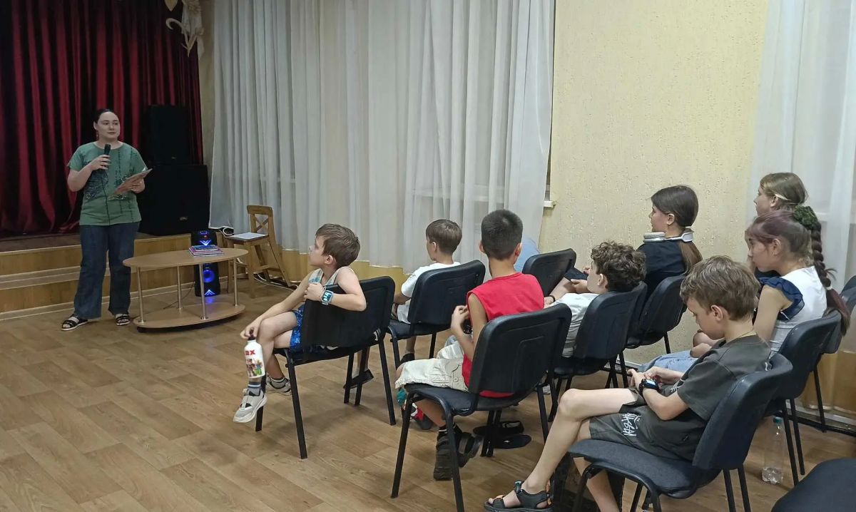 Где живут киты. 22 июля в Центре детского и юношеского творчества сотрудники Центральной городской библиотеки имени А. И. Куприна провели для участников летней площадки «Арт-каникулы» познавательное мероприятие «Где живут... Где живут киты. 22 июля в Центре детского и юношеского творчества сотрудники Центральной городской библиотеки имени А. И. Куприна провели для участников летней площадки «Арт-каникулы» познавательное мероприятие «Где живут...