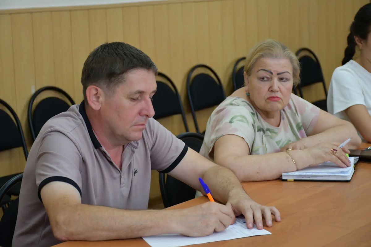 22 июля, под председательством заместителя главы администрации городского округа Дебальцево Глебова Евгения Юрьевича в администрации городского округа Дебальцево прошло заседание Комиссии по предупреждению и ликвидации... 22 июля, под председательством заместителя главы администрации городского округа Дебальцево Глебова Евгения Юрьевича в администрации городского округа Дебальцево прошло заседание Комиссии по предупреждению и ликвидации...
