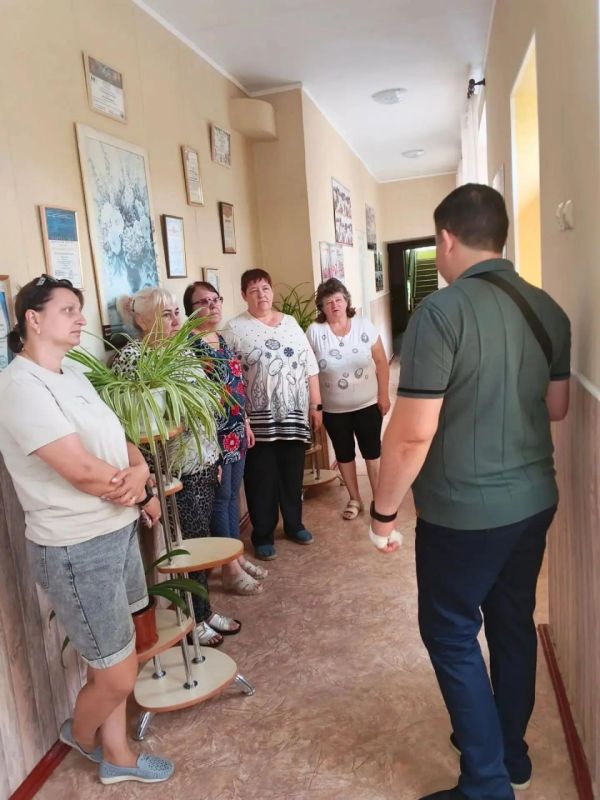 Иван Приходько: В Центрально-Городском районе Горловки прошла встреча с трудовым коллективом Иван Приходько: В Центрально-Городском районе Горловки прошла встреча с трудовым коллективом