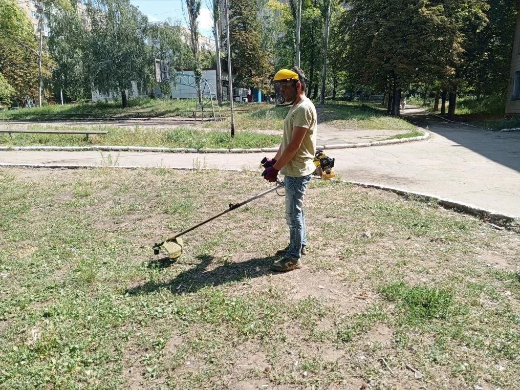 Сегодня, 23 июля 2026 года, в рамках проекта «Городская среда», реализуемого Единой Россией , неравнодушные жители Кировского района приняли участие в традиционной экологической акции «Чистый четверг» Сегодня, 23 июля 2026 года, в рамках проекта «Городская среда», реализуемого Единой Россией , неравнодушные жители Кировского района приняли участие в традиционной экологической акции «Чистый четверг»