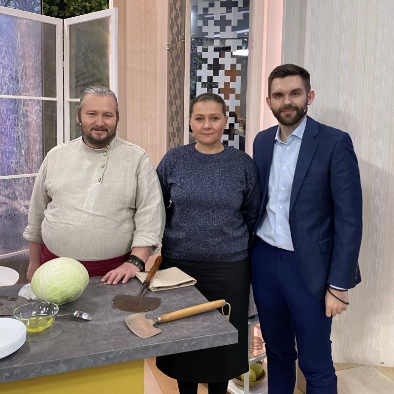 Роман Голованов: Максим Сырников… Нет, он не умер