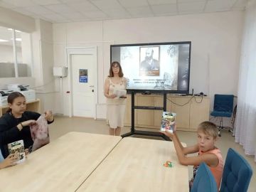 23 июля, к двухсотлетнему юбилею Александра Николаевича Афанасьева, в Харцызской модельной центральной библиотеке прошёл час фольклора «А.Н. Афанасьев – собиратель фольклора»