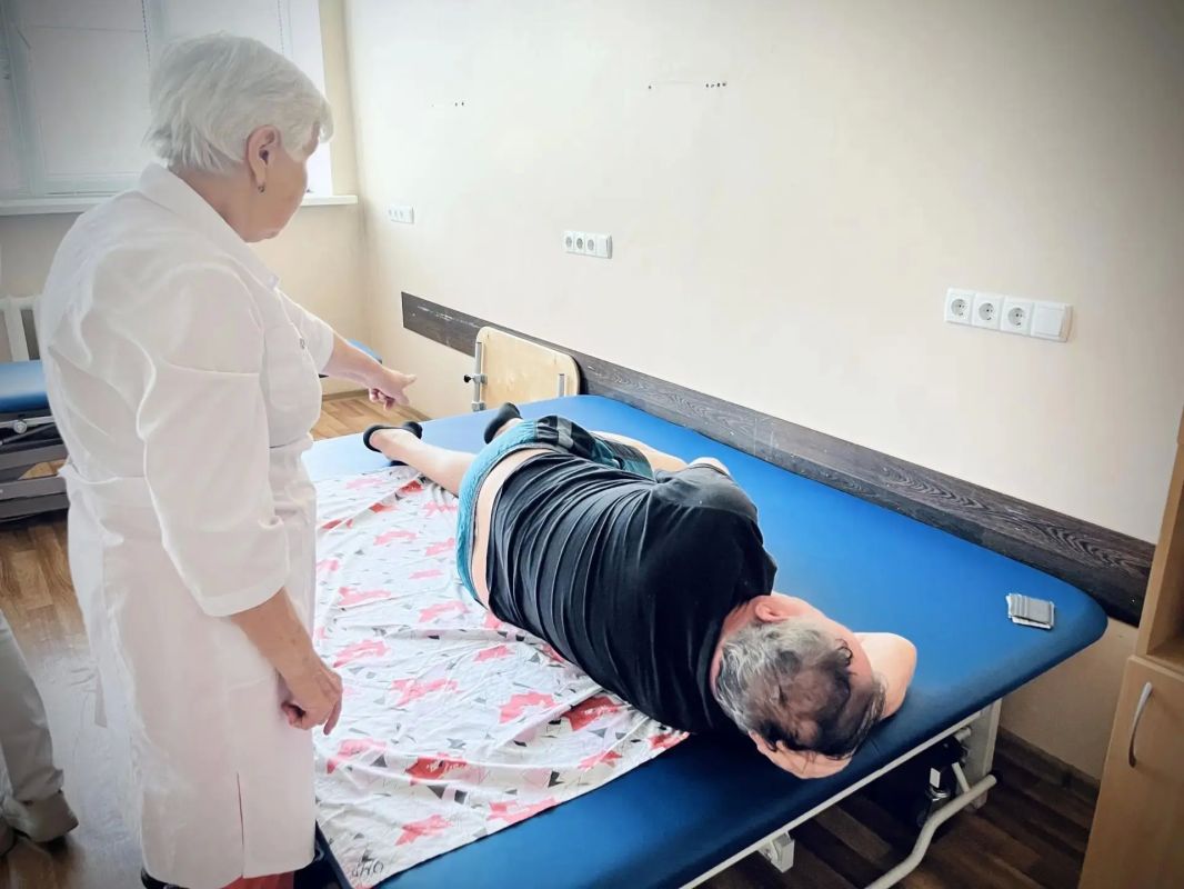 Ирина Куксенкова: Не раз приходилось видеть такие мгновения, когда человек впервые после долгих недель реабилитации делает самостоятельный шаг Ирина Куксенкова: Не раз приходилось видеть такие мгновения, когда человек впервые после долгих недель реабилитации делает самостоятельный шаг