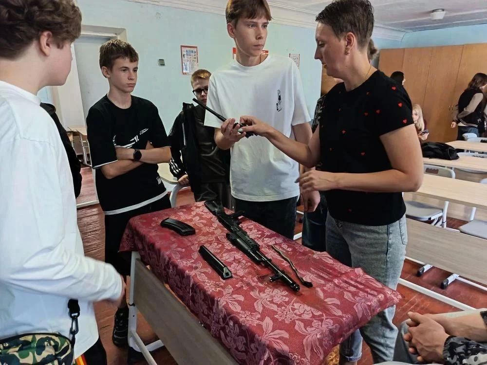 Олег Трофимов: В Донецкой Народной Республике продолжается плановая модернизация образовательной инфраструктуры Олег Трофимов: В Донецкой Народной Республике продолжается плановая модернизация образовательной инфраструктуры