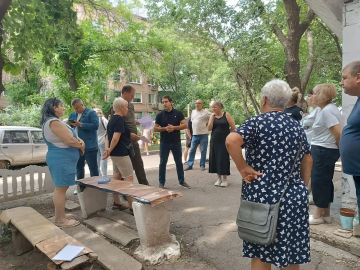 Жители Ждановки обсудили проблемные вопросы с главой Шахтерского муниципального округа