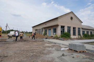 Проверил ход работ по благоустройству зоны отдыха в селе Новоянисоль
