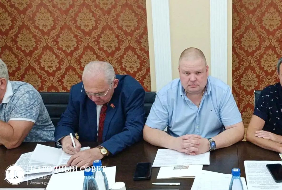 В Народном Совете обсудили законопроект о создании городских агломераций В Народном Совете обсудили законопроект о создании городских агломераций