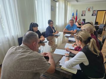 Александр Качанов: Финансовое совещание. 24 июля прошло еженедельное плановое совещание с руководителем управления финансов, отдела бухгалтерского учёта и отчётности и заместителями по направлениям