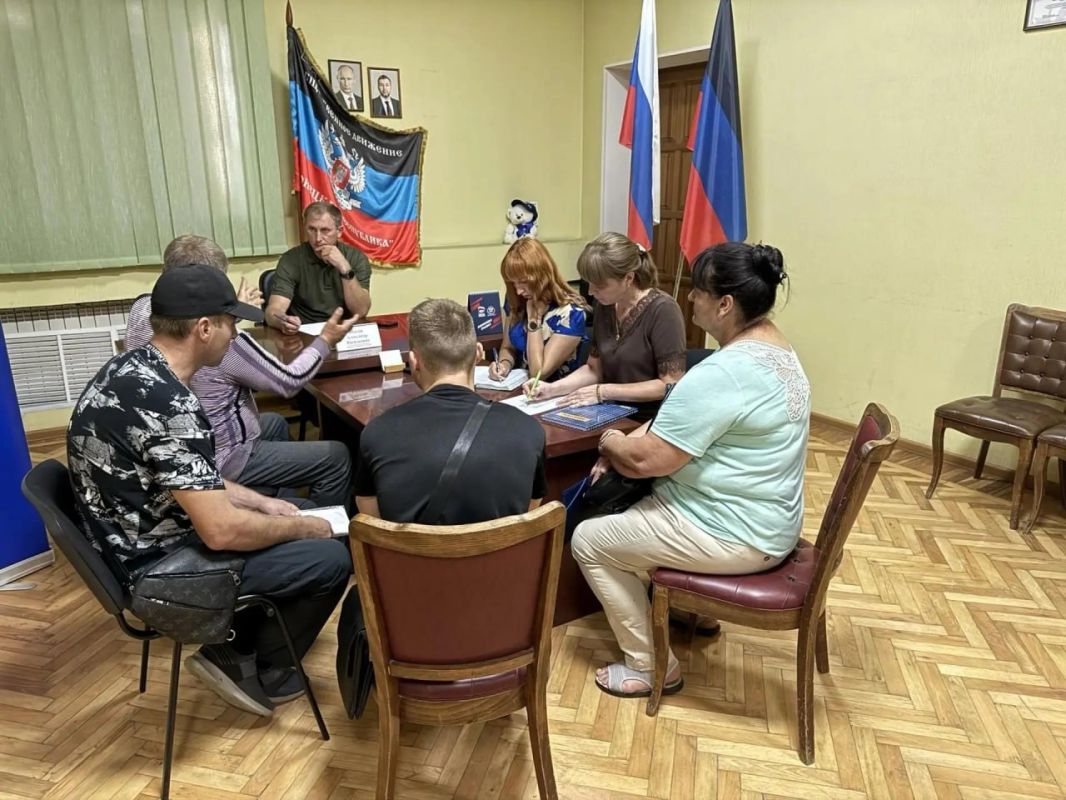 Александр Шатов: Провел прием граждан. В ходе приема граждан, который состоялся 24 июля, поступили следующие обращения: Александр Шатов: Провел прием граждан. В ходе приема граждан, который состоялся 24 июля, поступили следующие обращения: