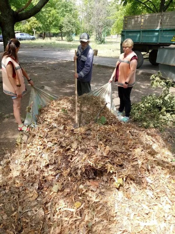 В Светлодарске выполнены плановые работы по обслуживанию многоквартирных домов В Светлодарске выполнены плановые работы по обслуживанию многоквартирных домов