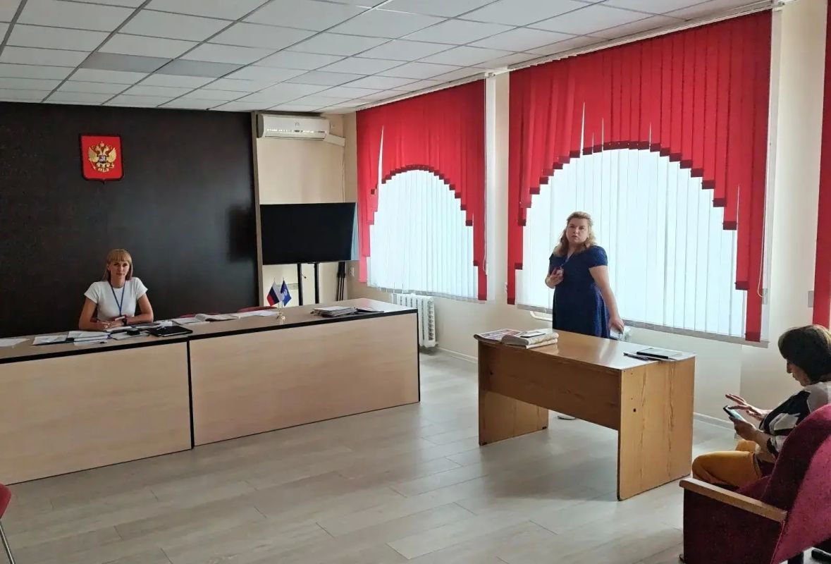 В администрации Ясиноватского муниципального округа прошло очередное заседание комиссии по делам несовершеннолетних и защите их прав под председательством первого заместителя главы администрации округа – председателя... В администрации Ясиноватского муниципального округа прошло очередное заседание комиссии по делам несовершеннолетних и защите их прав под председательством первого заместителя главы администрации округа – председателя...