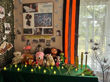 «Они хотели жить…». 24 июля в Новозарьевском сельском центре культуры и досуга прошла памятная акция, посвященная Дню памяти детей-жертв войны в Донбассе