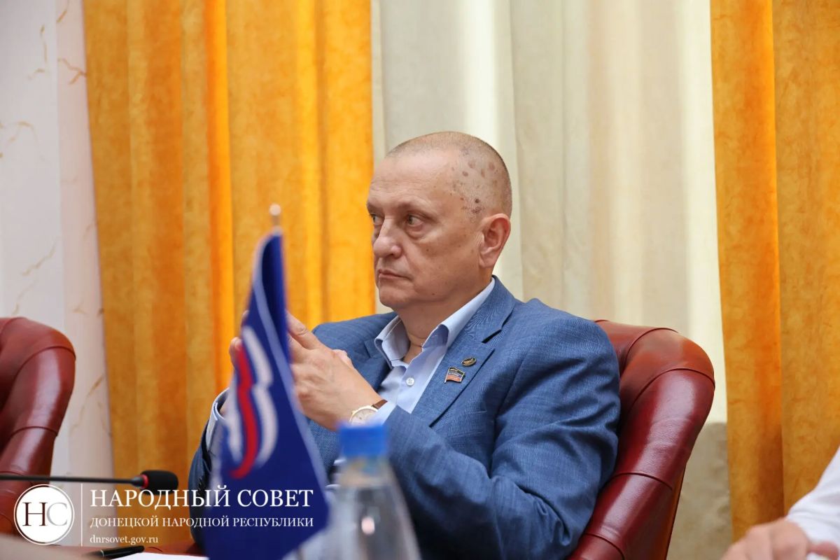 Дмитрий Огилец: Принял участие в 94-м пленарном заседании Народного Совета ДНР!