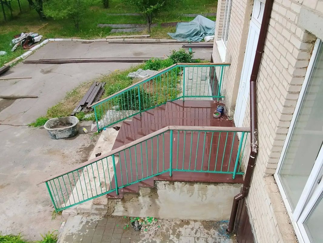Кутейниковский детский сад «Барвинок» Амвросиевского округа восстанавливается при поддержке Амурской области Кутейниковский детский сад «Барвинок» Амвросиевского округа восстанавливается при поддержке Амурской области