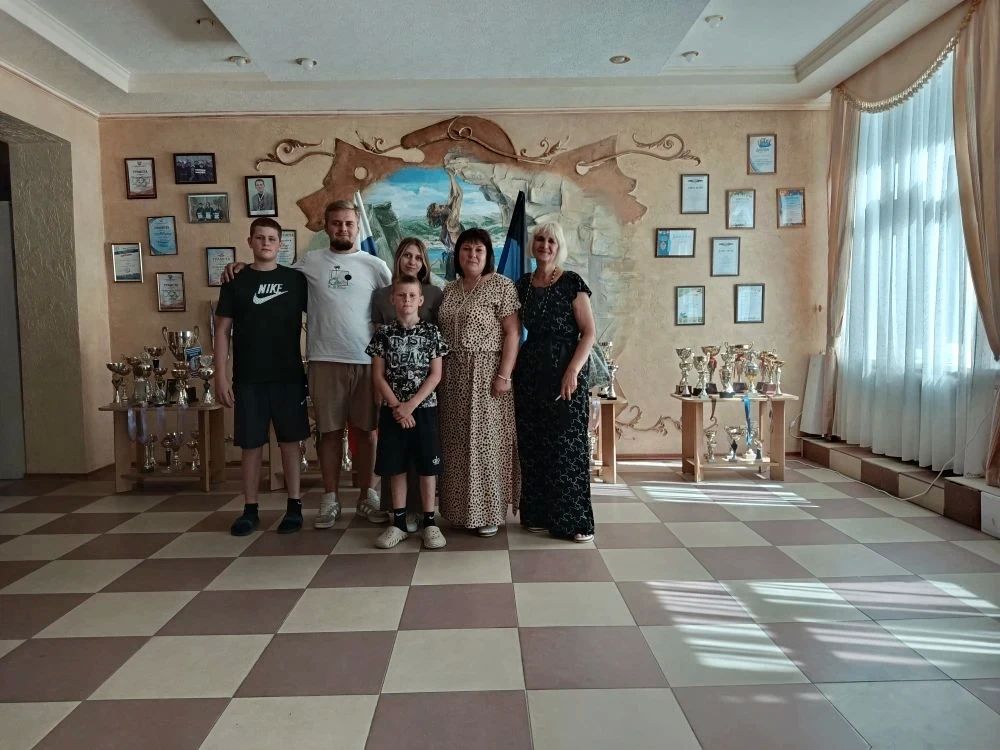 В Амвросиевском округе дети обрели новый дом В Амвросиевском округе дети обрели новый дом