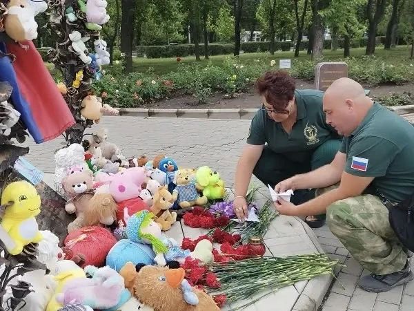 Аллея Ангелов в Донецке — скорбный мемориал, где увековечены имена детей Донбасса, ставших жертвами войны Аллея Ангелов в Донецке — скорбный мемориал, где увековечены имена детей Донбасса, ставших жертвами войны