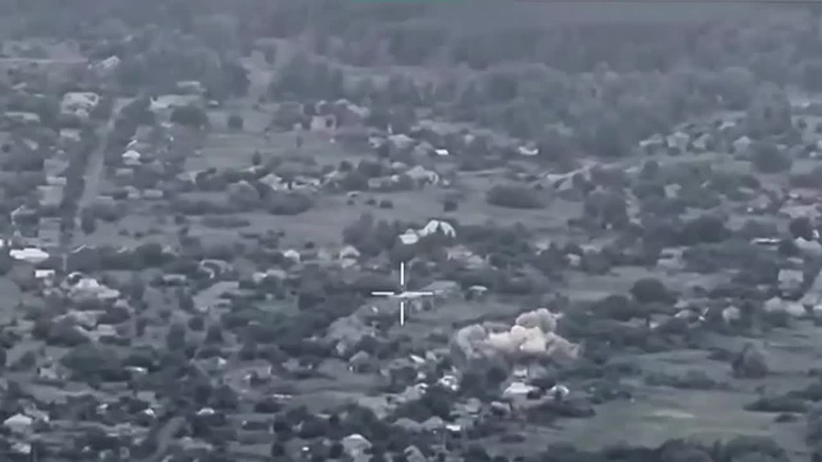 Российская армия продолжает крушить военные объекты врага