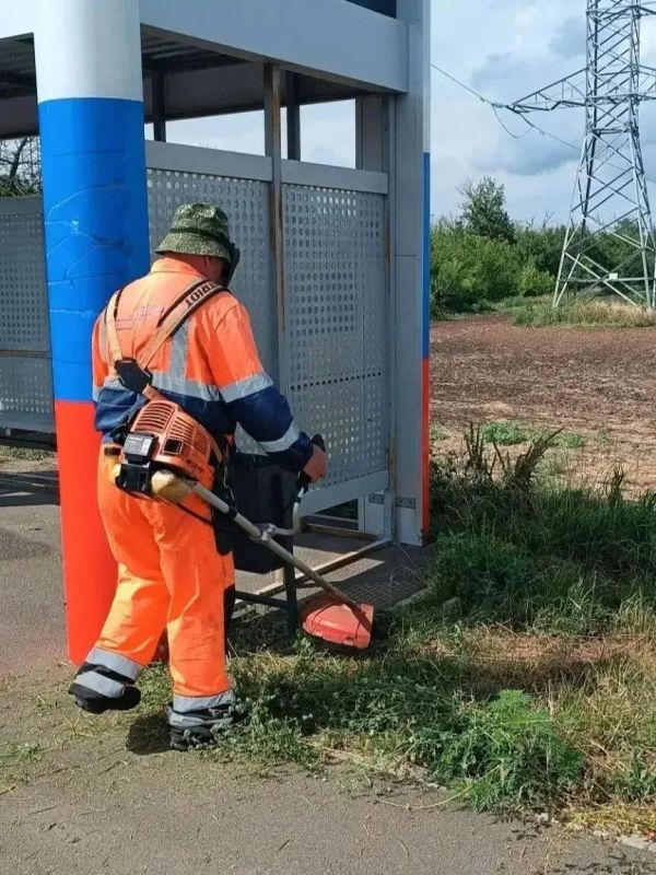 #СОДЕРЖАНИЕ_СВОД за сутки. Продолжаем мероприятия в рамках летнего содержания автомобильных дорог общего пользования Рассказываем, какие работы выполнили специалисты подрядной организации за минувшие выходные Новые дорожные... #СОДЕРЖАНИЕ_СВОД за сутки. Продолжаем мероприятия в рамках летнего содержания автомобильных дорог общего пользования Рассказываем, какие работы выполнили специалисты подрядной организации за минувшие выходные Новые дорожные...