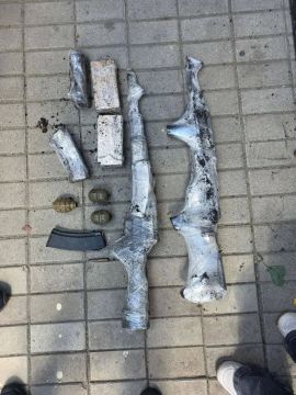 Женщина в Донецке закопала в своём огороде автоматы, гранаты и боеприпасы