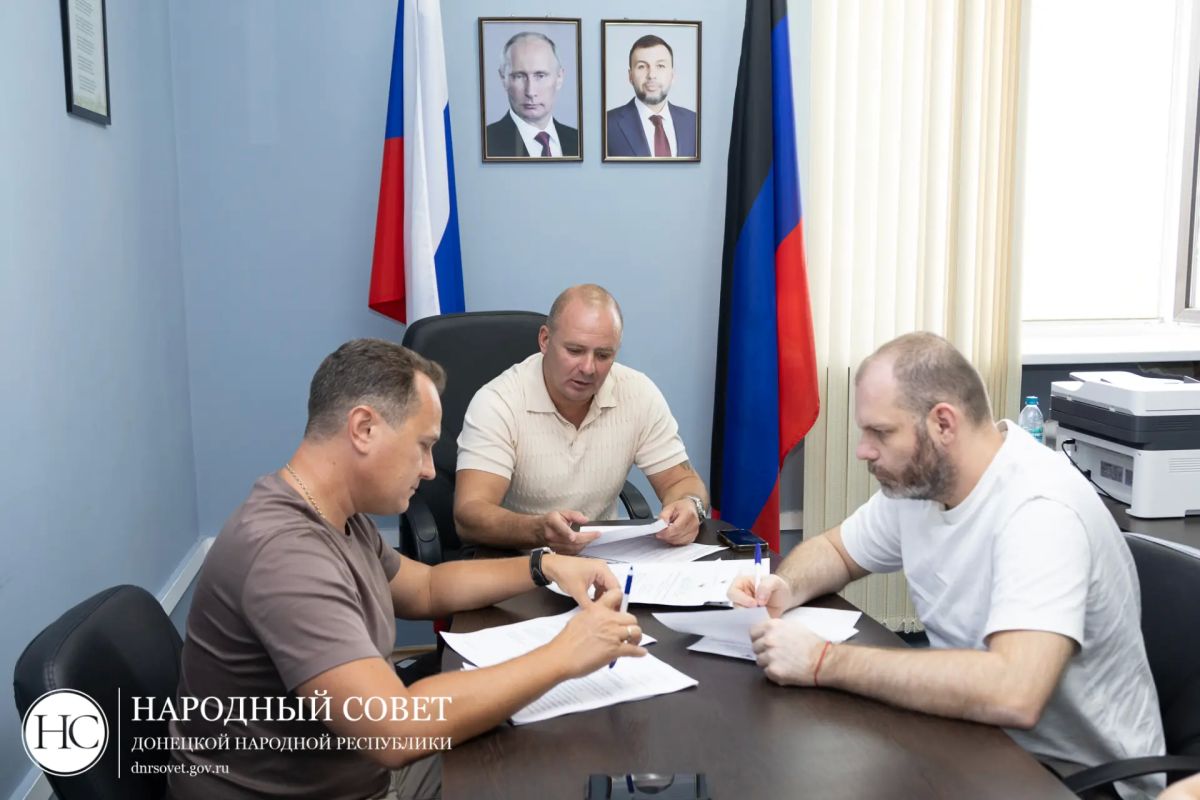 Проблему парковок у многоквартирных домой обсудили в профильном комитете Народного Совета Проблему парковок у многоквартирных домой обсудили в профильном комитете Народного Совета
