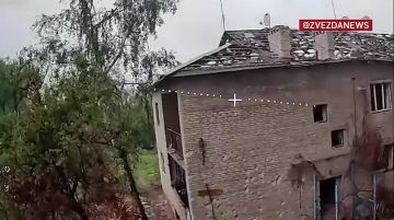 Дроноводы сожгли крупный склад материальных средств ВСУ в Алексеево-Дружковке
