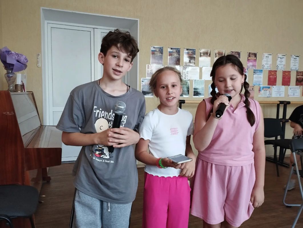 Летний день в «Арт-каникулы» Летний день в «Арт-каникулы»