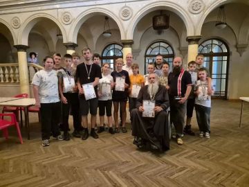 29 июля в Зугрэсском городском Дворце культуры, по инициативе РСОО "Федерация шахмат ДНР", состоялись соревнования по шахматам, посвященные Дню крещения Руси