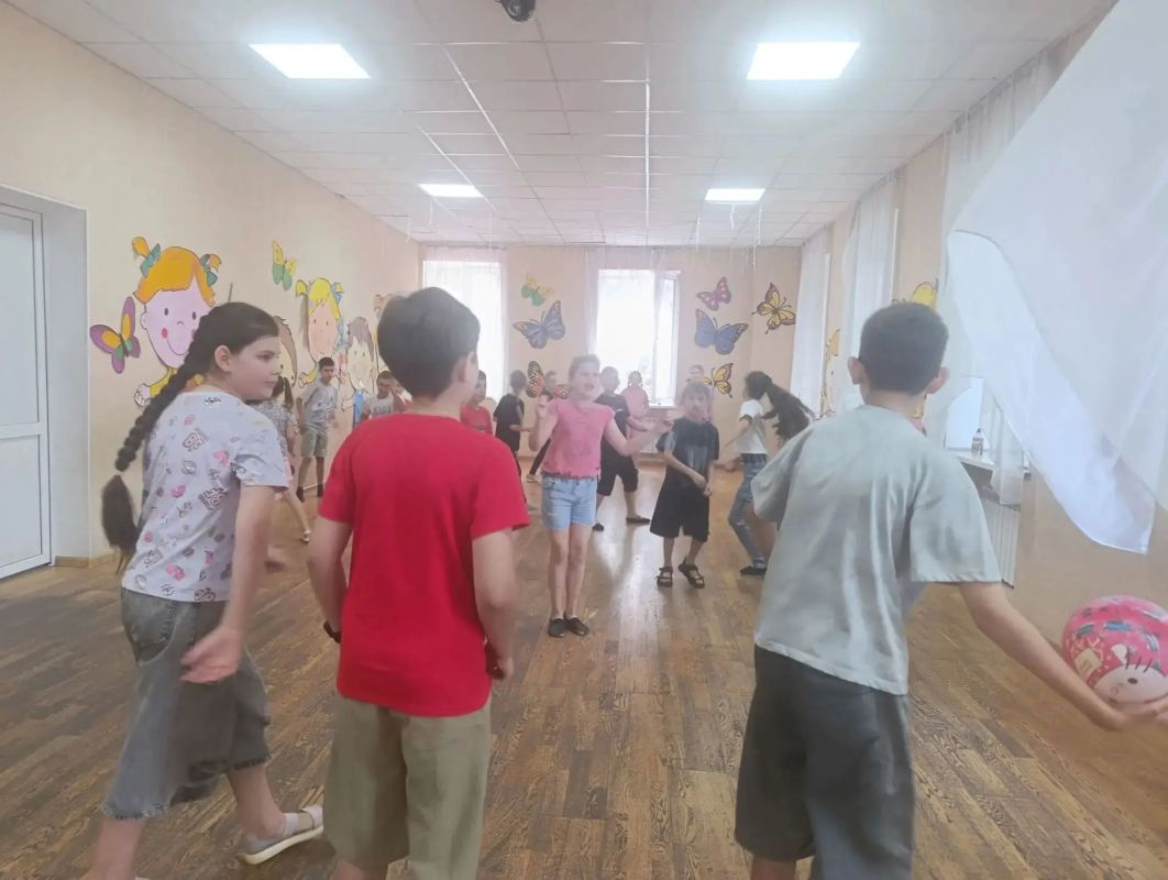 Летний день в «Арт-каникулы» Летний день в «Арт-каникулы»