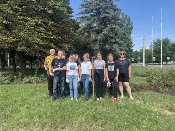 Елена Рязанцева: В Пролетарском районе продолжается традиционная акция "Чистый четверг" в рамках проекта Городская среда