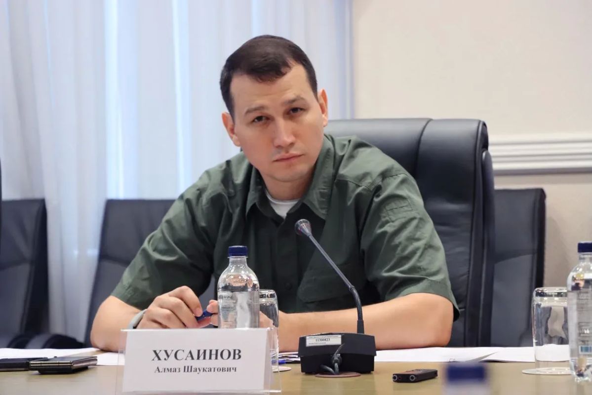 Расширенное совещание с участием заместителя Министра строительства и ЖКХ РФ Алмаза Хусаинова и заместителя Министра энергетики РФ Евгения Грабчака прошло в Доме Правительства Расширенное совещание с участием заместителя Министра строительства и ЖКХ РФ Алмаза Хусаинова и заместителя Министра энергетики РФ Евгения Грабчака прошло в Доме Правительства
