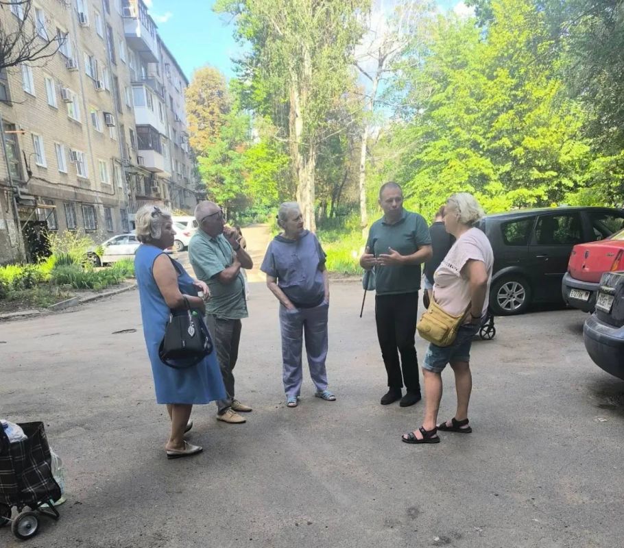В Ворошиловском районе состоялась встреча с жителями