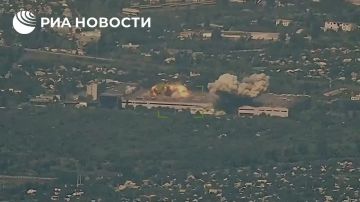 Российские военные ФАБами уничтожили места скопления украинских боевиков в Запорожской области и ДНР
