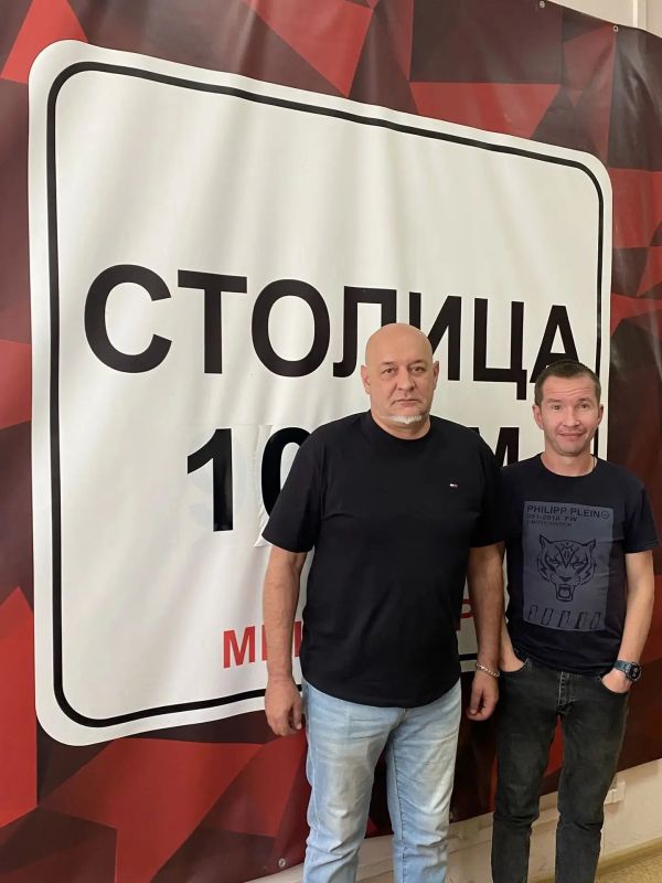 Принял участие в программе «Утренняя смена» на радио «Столица Донбасс»