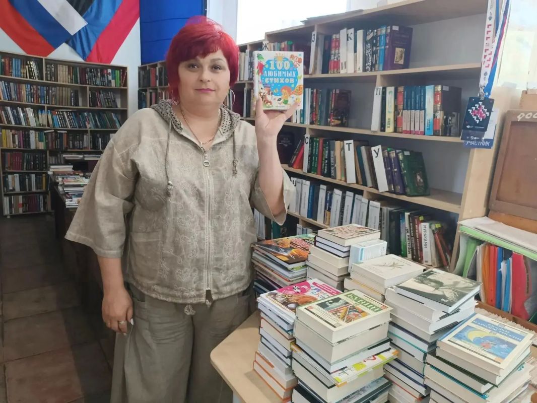 В Ждановской городской библиотеке для взрослых прошла акция «Улыбнитесь! Вы в библиотеке!» В Ждановской городской библиотеке для взрослых прошла акция «Улыбнитесь! Вы в библиотеке!»