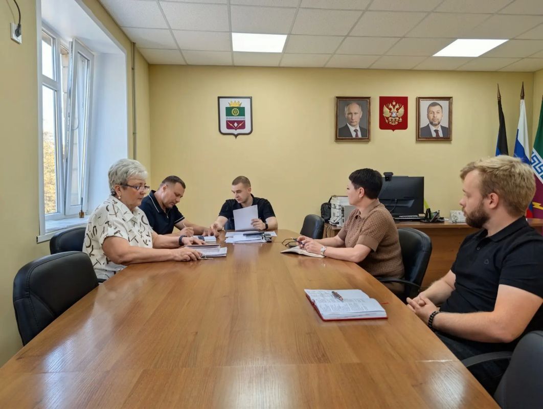 Глава Старобешевского округа Алексей Черкашин провел оперативное совещание по актуальным вопросам округа