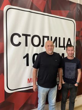 Принял участие в программе «Утренняя смена» на радио «Столица Донбасс»