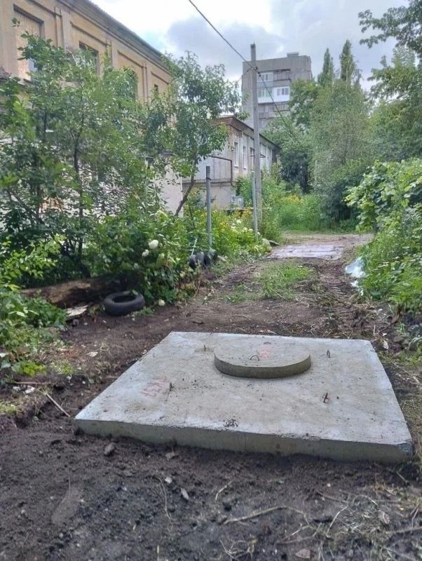 РЕАКЦИЯ НА ОБРАЩЕНИЕ ГРАЖДАН: ТЕПЛОВОЙ КОЛОДЕЦ ПРИВЕДЕН В ПОРЯДОК! РЕАКЦИЯ НА ОБРАЩЕНИЕ ГРАЖДАН: ТЕПЛОВОЙ КОЛОДЕЦ ПРИВЕДЕН В ПОРЯДОК!