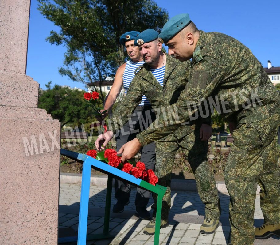 Алексей Кулемзин: Слава ВДВ! Никто кроме нас! Алексей Кулемзин: Слава ВДВ! Никто кроме нас!
