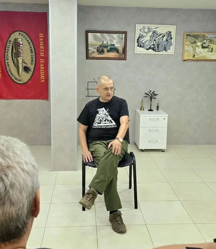 Дмитрий Огилец: Пятница в Доме Ветерана Донецкой республиканской региональной организации "Российский союз ветеранов Афганистана и специальных военных операций" выдалась, как обычно, очень насыщенной Дмитрий Огилец: Пятница в Доме Ветерана Донецкой республиканской региональной организации "Российский союз ветеранов Афганистана и специальных военных операций" выдалась, как обычно, очень насыщенной