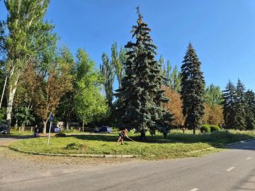 Уважаемые жители округа!. В настоящее время ведутся плановые работы по покосу травы на общественных территориях