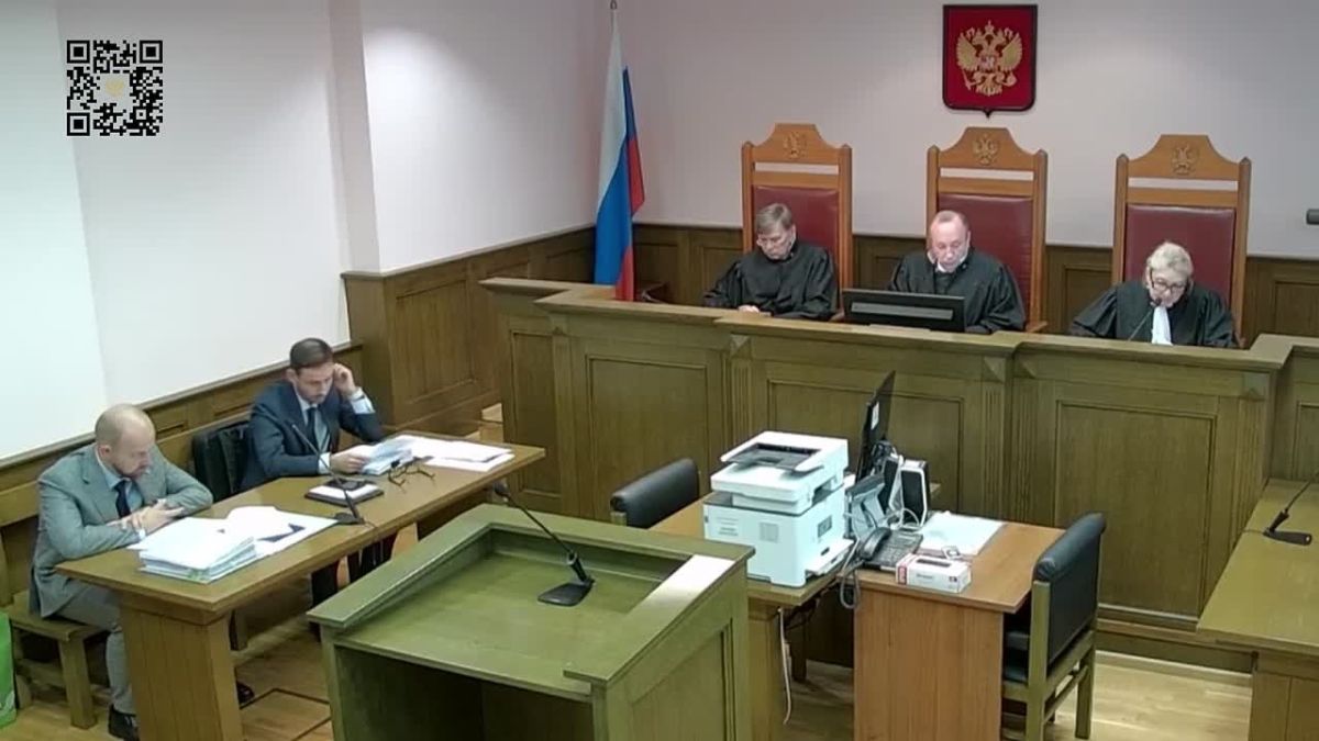 Кто отвечает за безопасность на дороге во время ремонта? Ответ на этот вопрос дал Верховный Суд РФ, рассмотрев спор о возмещении ущерба после аварии