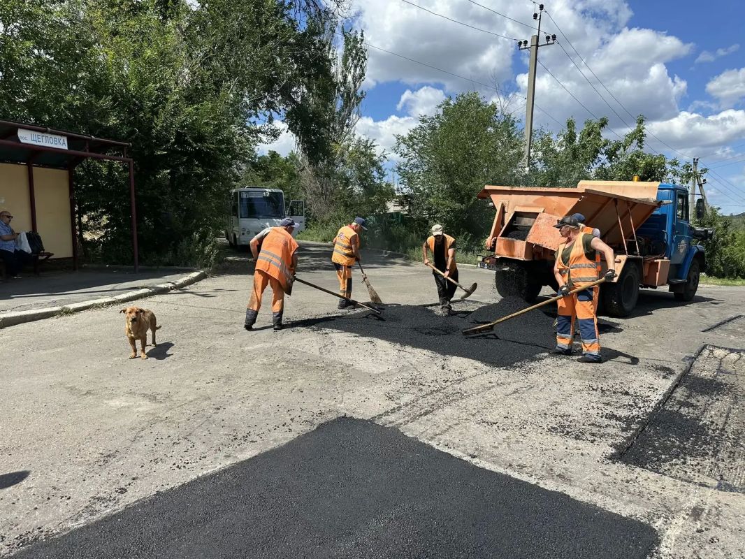 Ремонт дорожного покрытия по ул.Воронихина Ремонт дорожного покрытия по ул.Воронихина