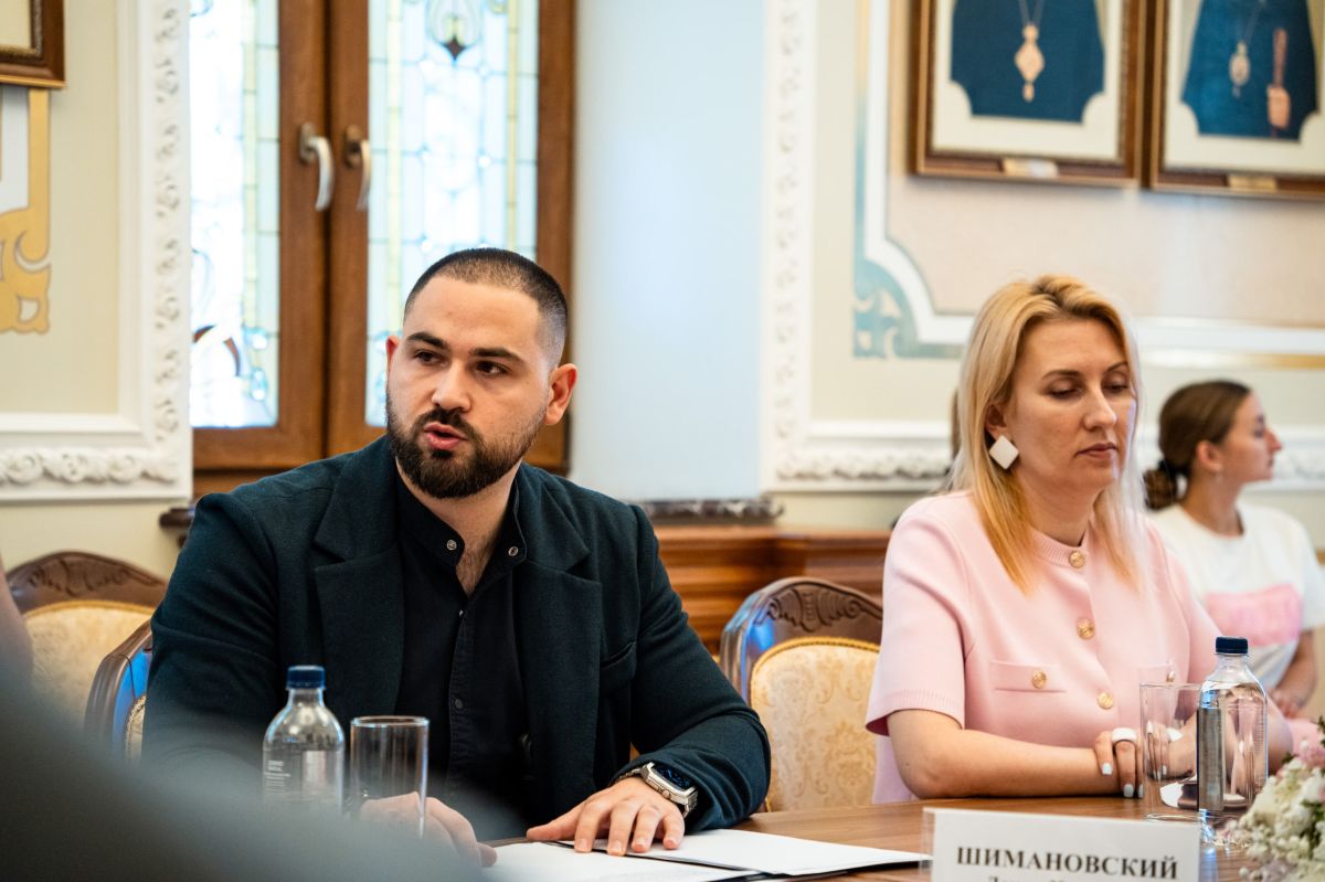 Кирилл Макаров: Ценности не исчезают за один день Кирилл Макаров: Ценности не исчезают за один день